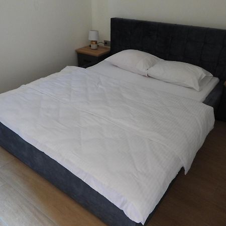 Motel Aladin Казин Екстериор снимка