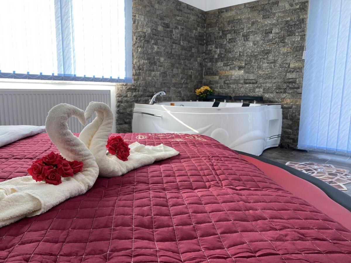 Motel Aladin Казин Екстериор снимка