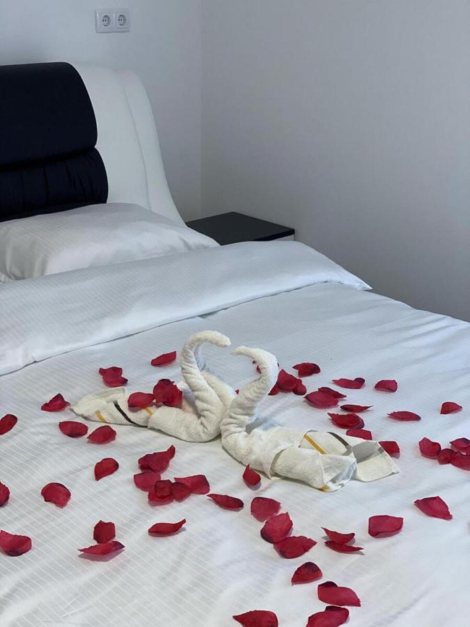 Motel Aladin Казин Екстериор снимка
