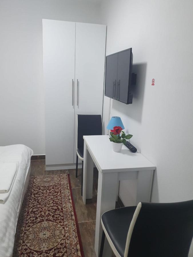 Motel Aladin Казин Екстериор снимка