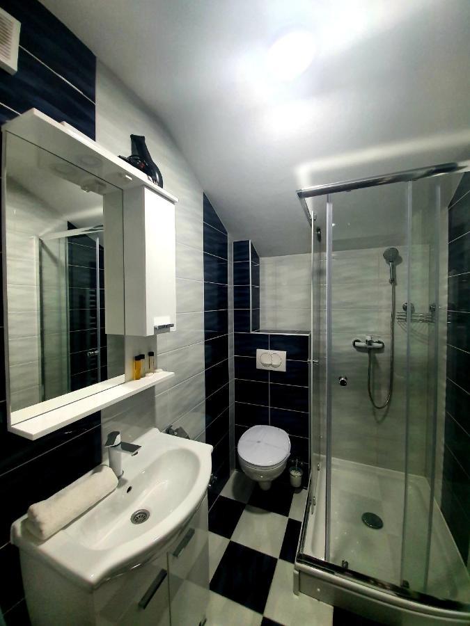 Motel Aladin Казин Екстериор снимка